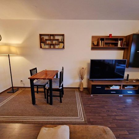2-Zimmer Messe-Apartment Nbg-Langwasser 60Qm Нюрнберг Екстериор снимка